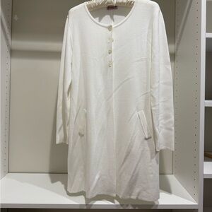 Elegant White Women's Sweater